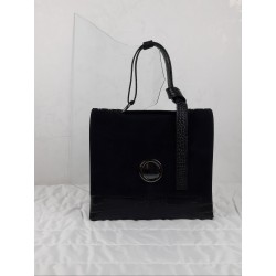 Handbag with flap in nappa leather